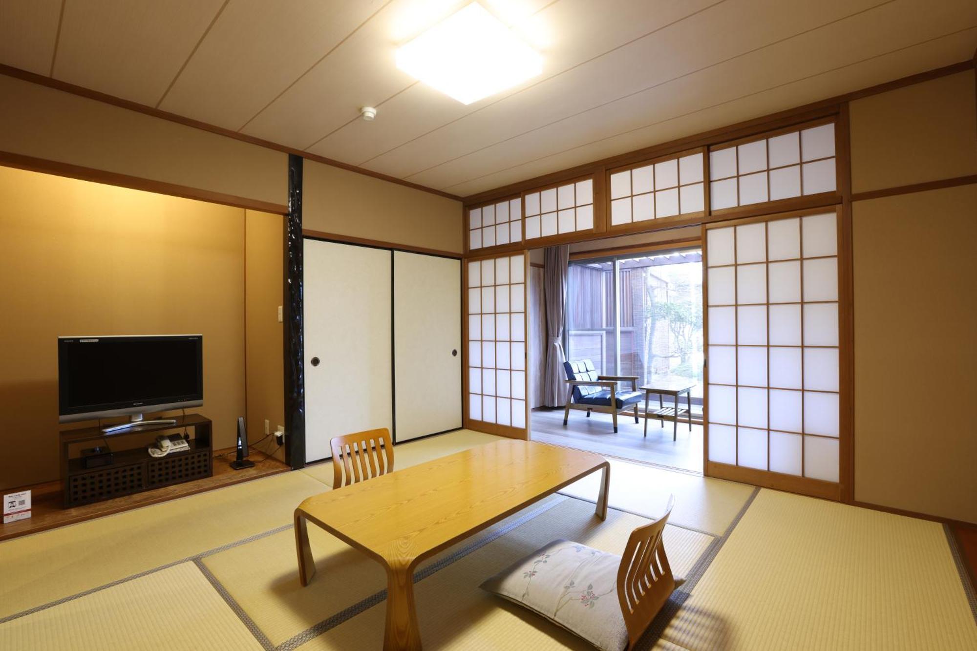 Miyahama Grand Hotel Hatsukaichi Extérieur photo