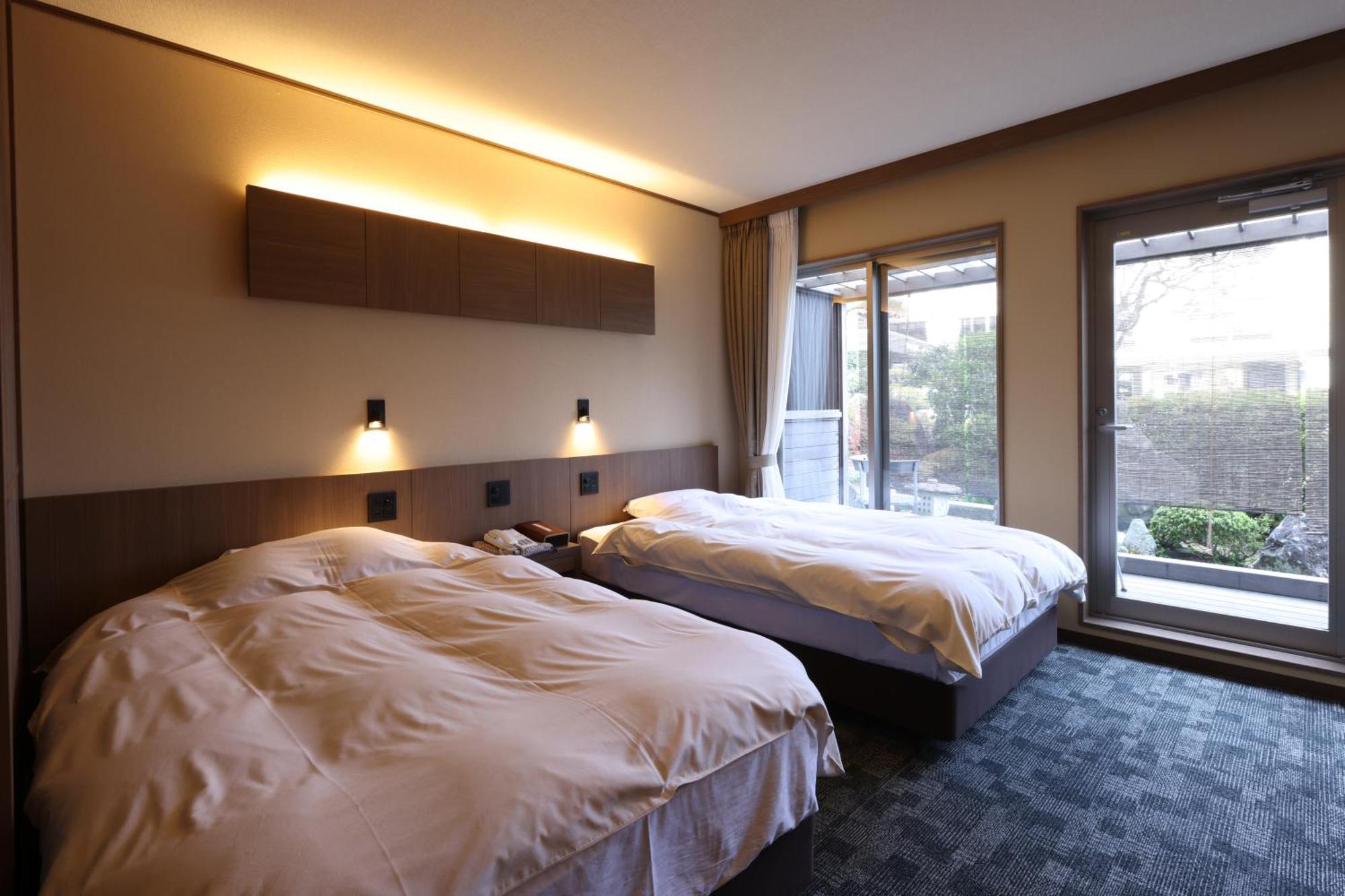 Miyahama Grand Hotel Hatsukaichi Extérieur photo