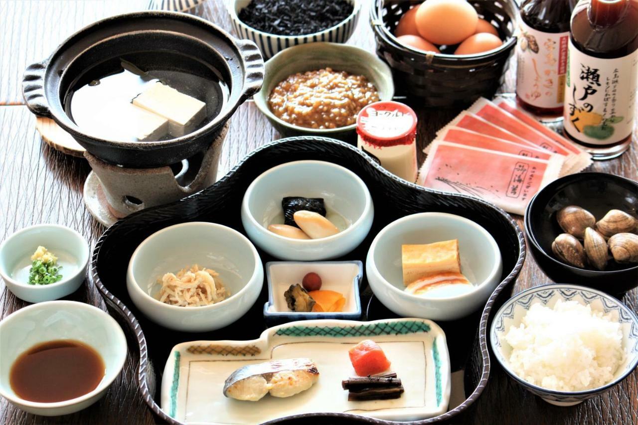 Miyahama Grand Hotel Hatsukaichi Extérieur photo