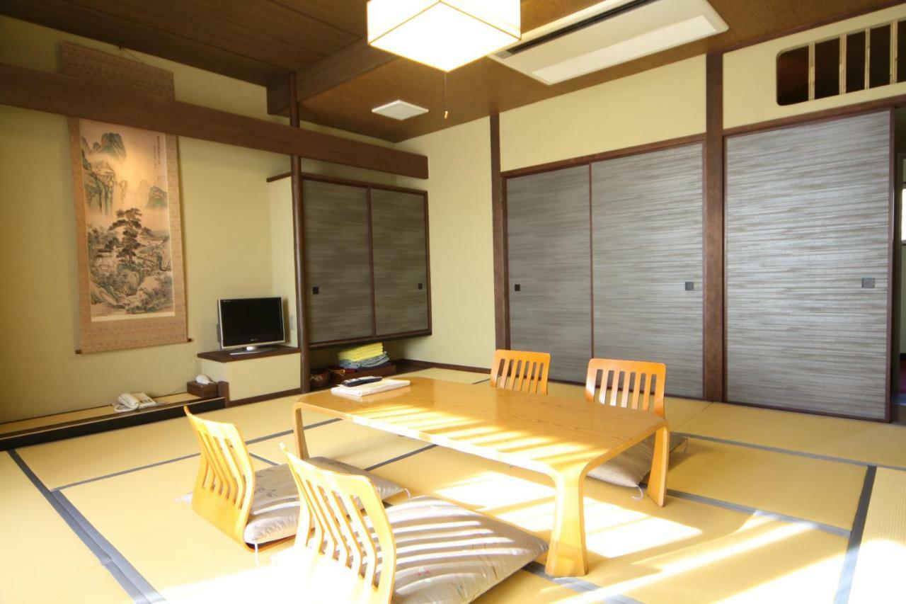 Miyahama Grand Hotel Hatsukaichi Extérieur photo
